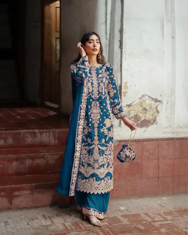 Green_Georgette_Suit_Set_For_Women