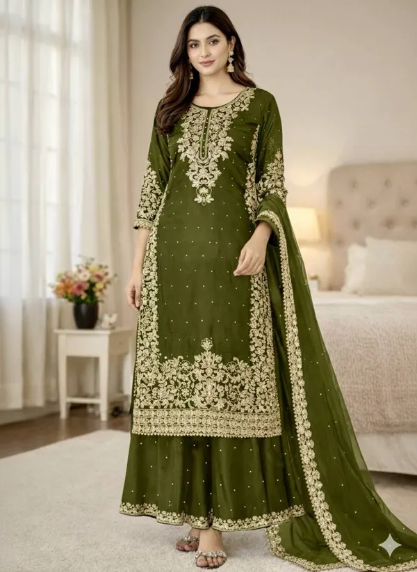 Green_Velvet_Suit_Set_For_Women
