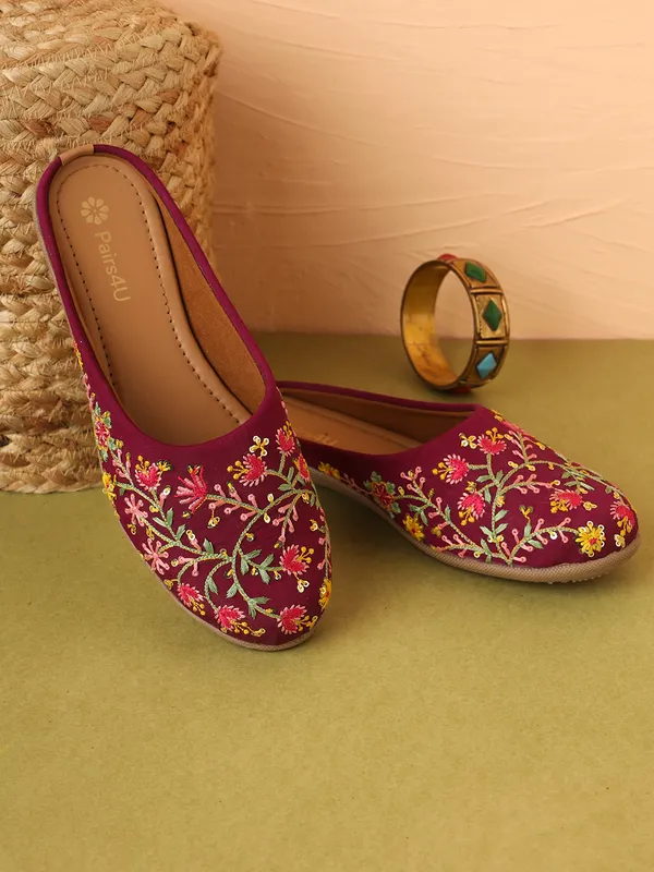 Wine_Embellished_Embroidered_Canvas_Slip_On_Flats_For_Women