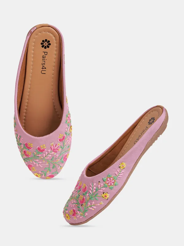 Light_Purple_Embellished_Embroidered_Canvas_Slip_On_Flats_For_Women