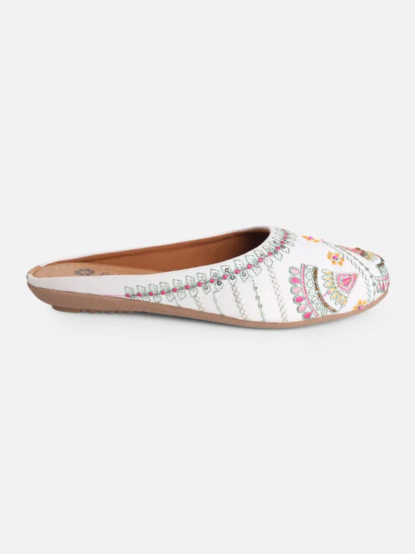 White_Embellished_Embroidered_Canvas_Slip_On_Flats_For_Women