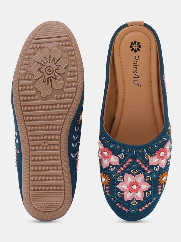 Rama_Embellished_Embroidered_Canvas_Slip_On_Flats_For_Women