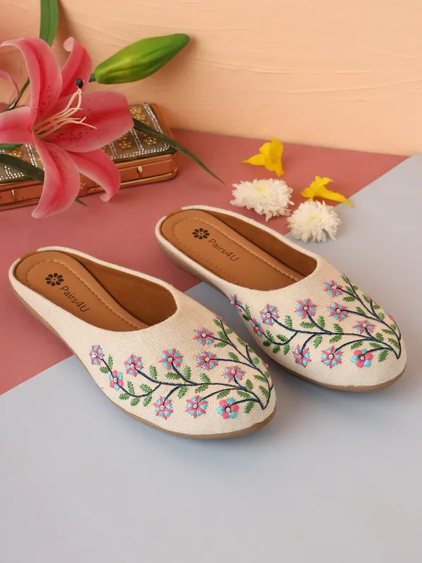 Off_White_Embellished_Embroidered_Canvas_Slip_On_Flats_For_Women