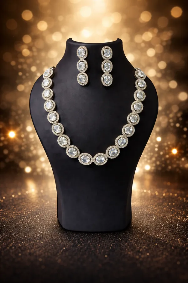 Silver_Alloy_Premium_&_Fancy_Design_Necklace_For_Women