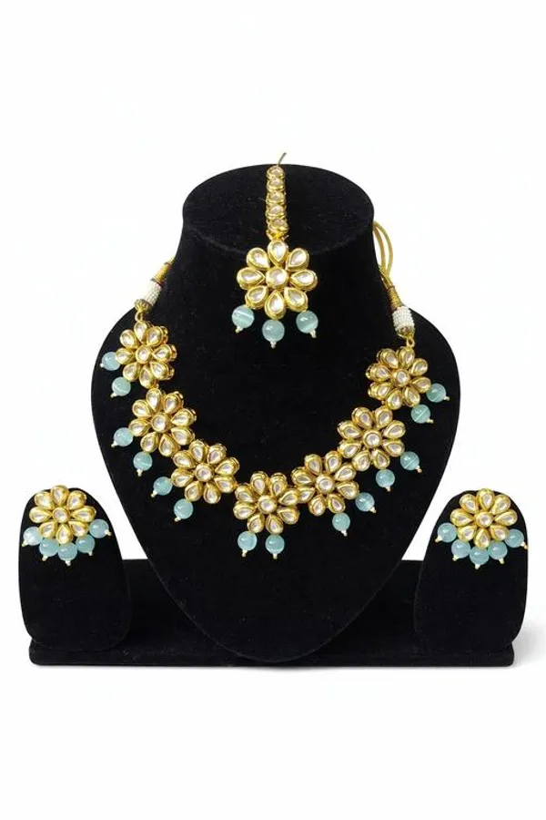 Golden_Alloy_Premium_&_Fancy_Design_Necklace_For_Women
