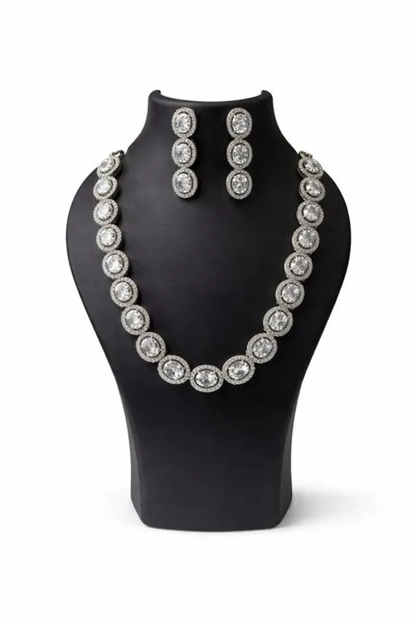 Silver_Alloy_Premium_&_Fancy_Design_Necklace_For_Women