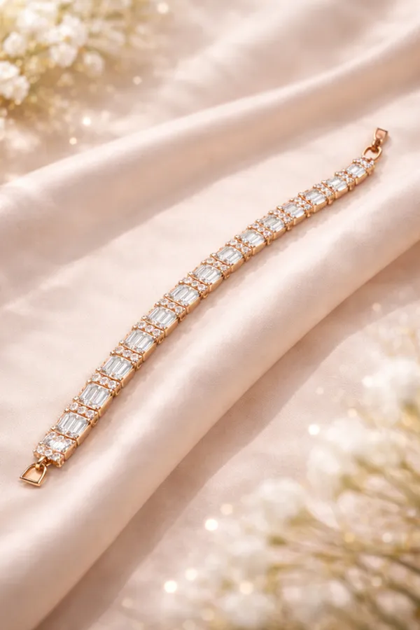 Silver_Alloy_Premium_&_Fancy_Design_Bracelet_For_Women