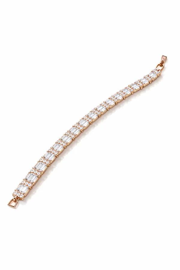 Silver_Alloy_Premium_&_Fancy_Design_Bracelet_For_Women