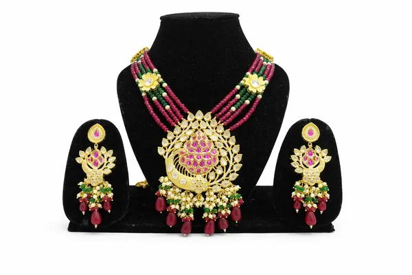 Golden_Copper_Alloy_With_Premium_Quality_Kundan_Polki_Set_With_Earrings_For_Women