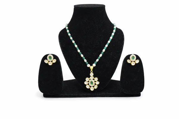 Golden_Copper_Alloy_With_Premium_Quality_Kundan_Polki_Set_With_Earrings_For_Women