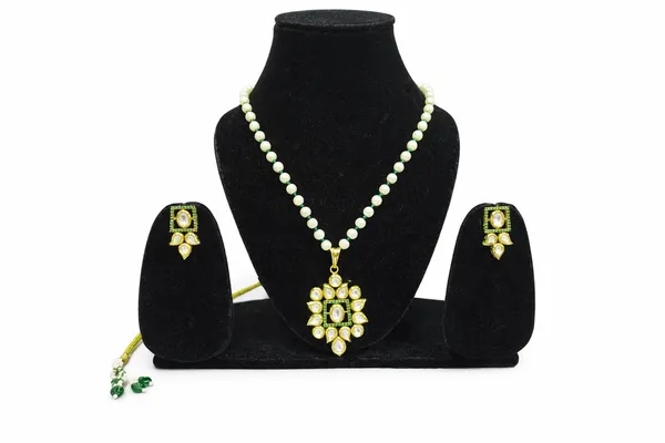 Golden_Copper_Alloy_With_Premium_Quality_Kundan_Polki_Set_With_Earrings_For_Women