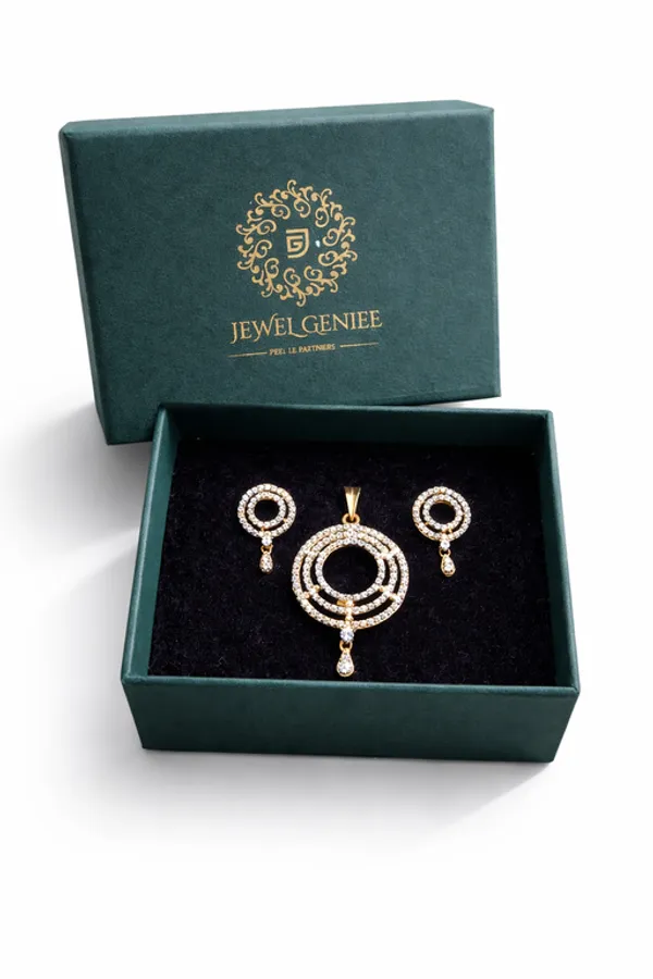 Silver_Premium_&_Fancy_Design_Pendant_Set_For_Women_And_Girls