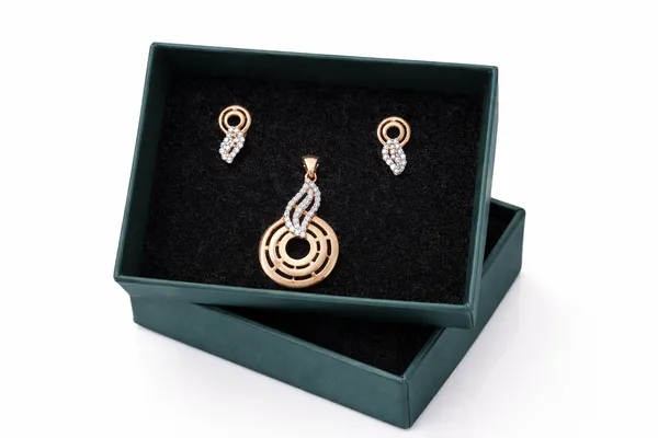 Silver_Premium_&_Fancy_Design_Pendant_Set_For_Women_And_Girls