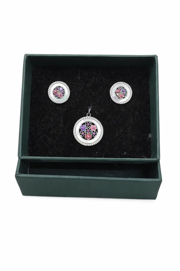 Silver_Premium_&_Fancy_Design_Pendant_Set_For_Women_And_Girls