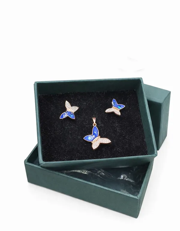 Silver_Premium_&_Fancy_Design_Pendant_Set_For_Women_And_Girls