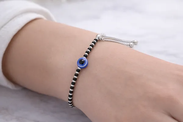 Silver_925_Black_Beads_Bracelet_For_Women