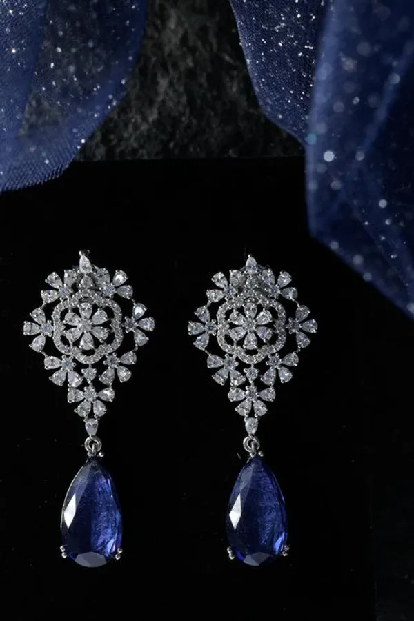 Silver_Premium_&_Fancy_Design_Earrings_For_Women