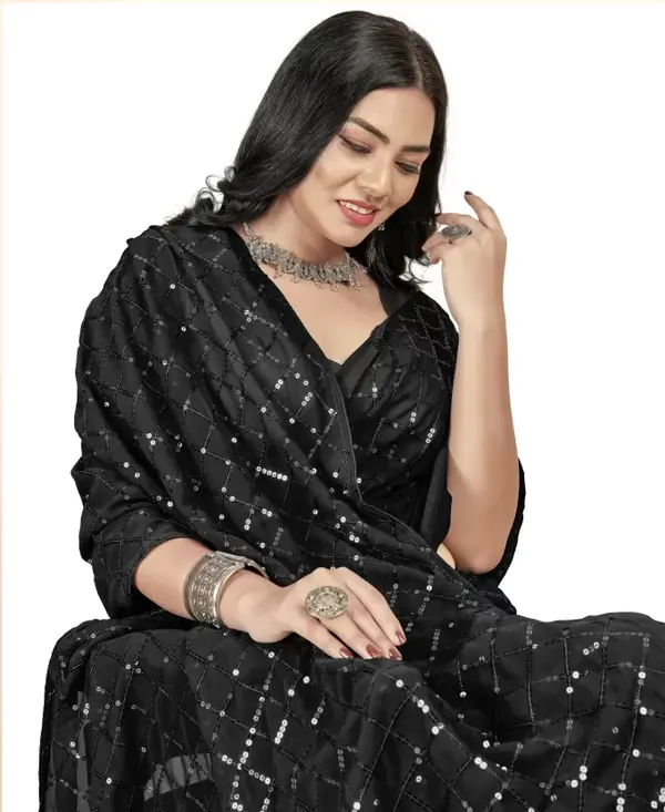 Black_Elegant_Design_Daimond_Georgette_Saree_For_Women