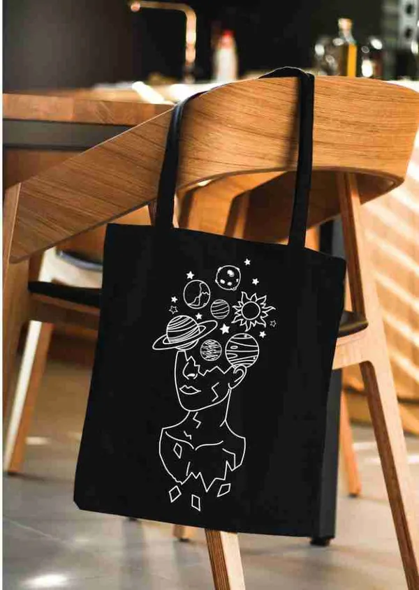 Black_Canvas_Tote_Bag_With_Zipper_Closure