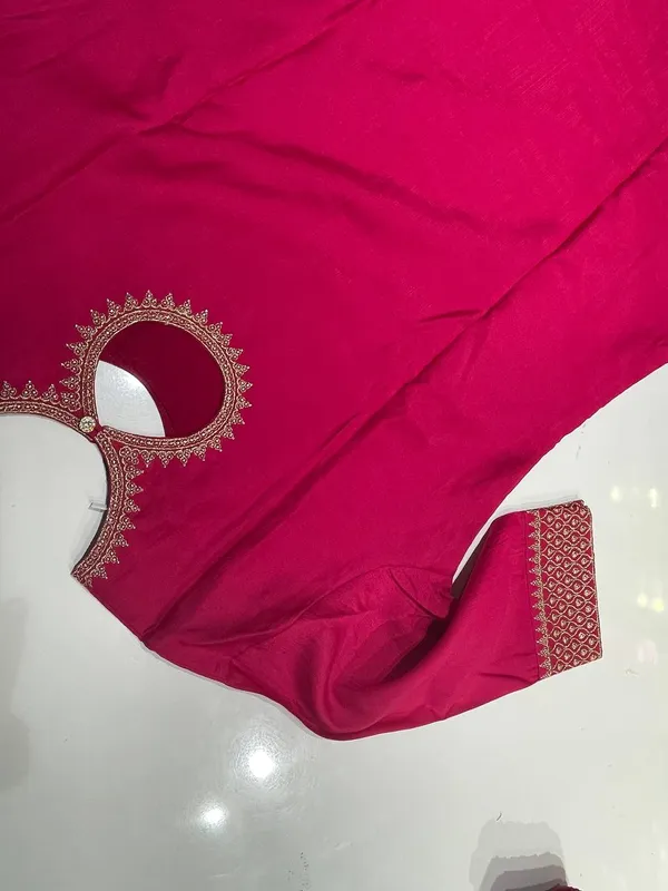 Pink_Vatican_Fabric_Kurta_Set_For_Women
