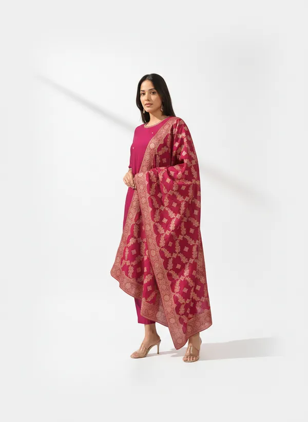 Pink_Vatican_Fabric_Kurta_Set_For_Women