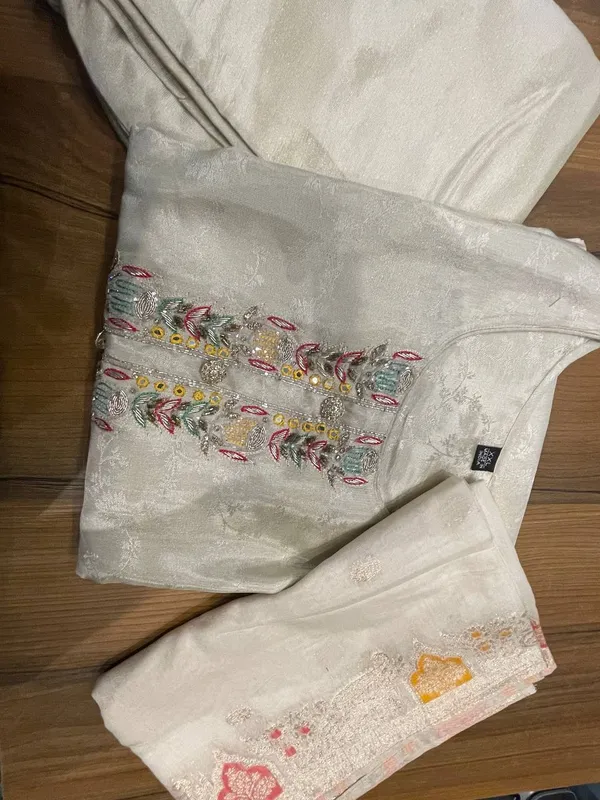 Off_White_Silk_Salwar_Suit_For_Women