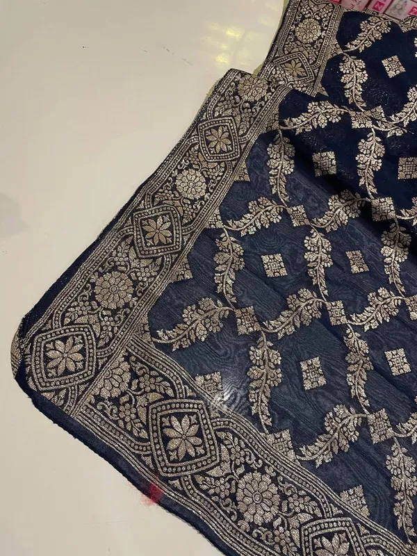Navy_Blue_Printed_Fabric_Kurta_Set_For_Women