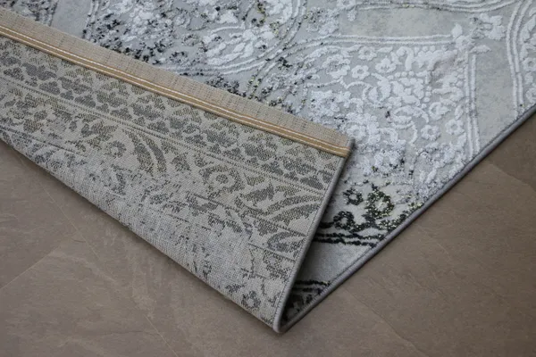 Multicolor_Polyester_Premium_Rugs_For_Home