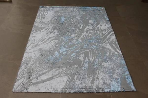 Multicolor_Polyester_Premium_Rugs_For_Home
