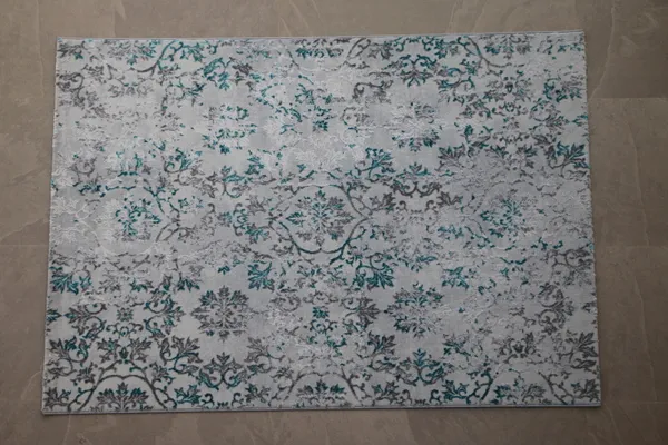 Multicolor_Polyester_Premium_Rugs_For_Home