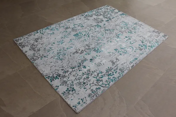 Multicolor_Polyester_Premium_Rugs_For_Home