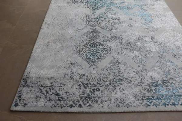 Multicolor_Polyester_Premium_Rugs_For_Home