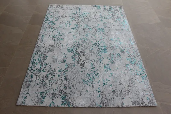 Multicolor_Polyester_Premium_Rugs_For_Home