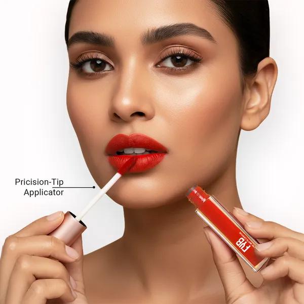 Crimson_Red_Luxe_Matte_Lipstick_For_Women_(35_Gms)