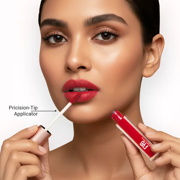 Volcanic_Red_Luxe_Matte_Lipstick_For_Women_(35_Gms)