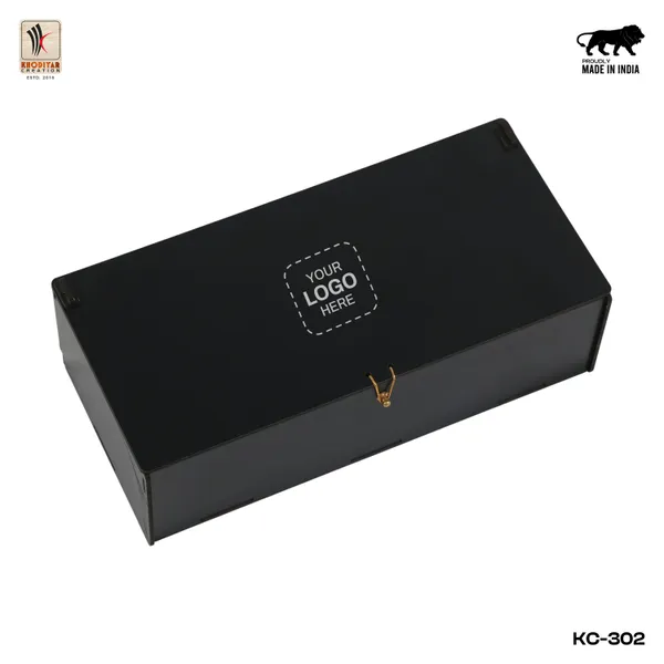 Black_3_In_1_Corporate_Gift_Set_Includes_Metal_Pen_As_Keychain_And_Bottle_For_Promotional_Gifting