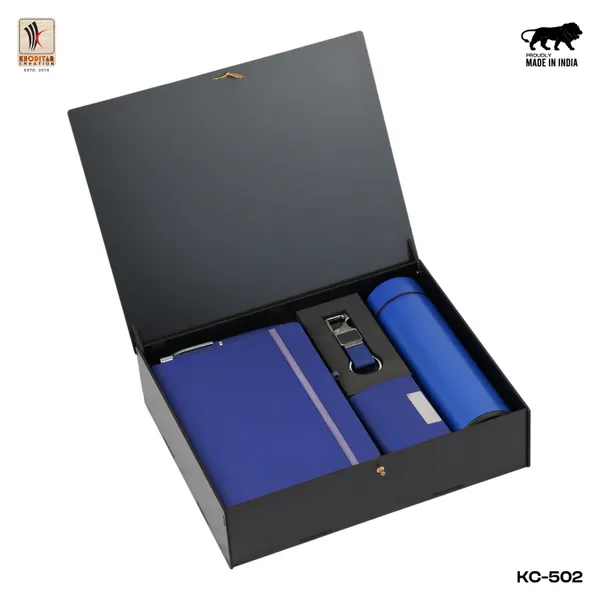 Blue_Personalized_Diary_And_Pen_And_Keychain_And_Card_Holder_And_Temperature_Bottle_As_Corporate_Gift_Set_For_Premium_Executive_Gifting