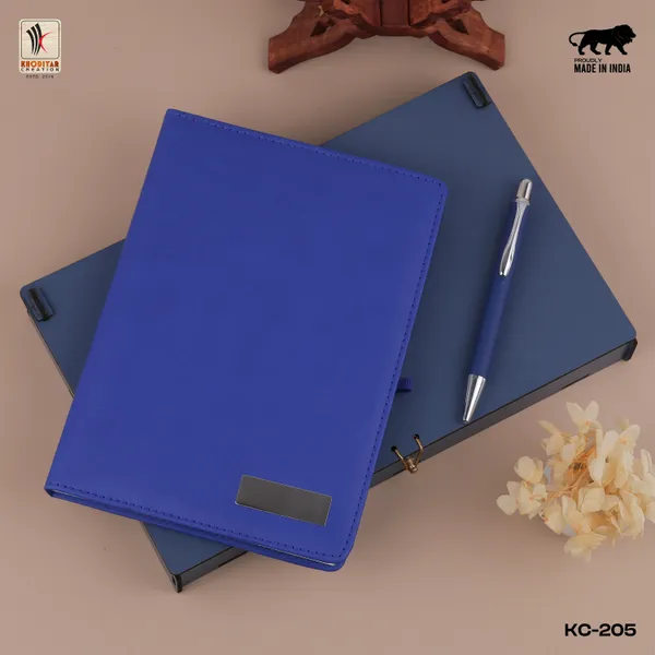 Blue_Personalised_4_In_1_Corporate_Gift_Set_Which_Includes_Diary_And_Keychain_And_Metal_Pen_And_Card_Holder_Gift_Set_For_Employee_Of_The_Month_And_Personalised_Diary_Corporate_Gift_For_Clients