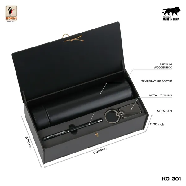 Black_3_In_1_Corporate_Gift_Set_Includes_Metal_Pen_As_Keychain_And_Bottle_For_Promotional_Gifting