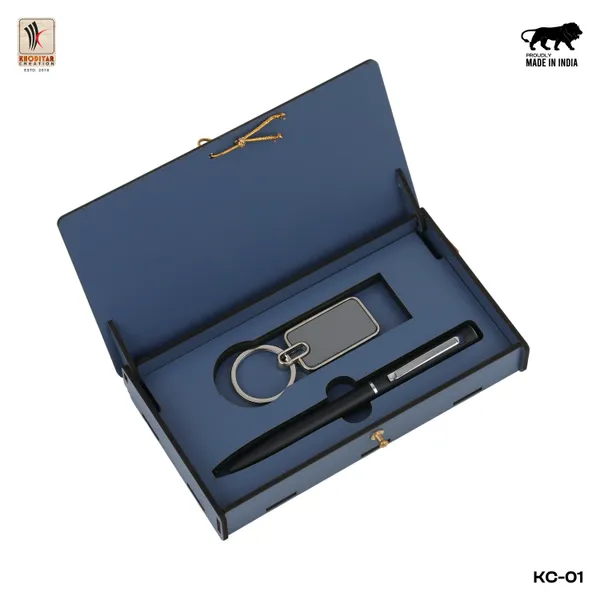 Black_Personalized_Metal_Pen_And_Keychain_Gift_Set_With_Name_Engraved_For_Corporate_Gifting