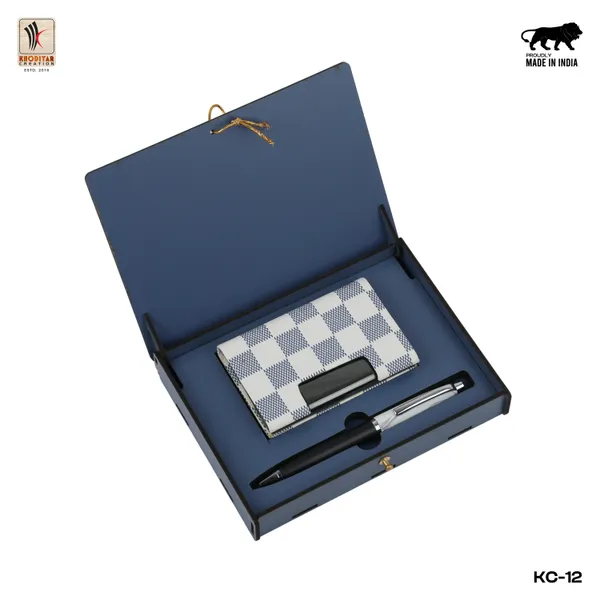 White_Personalized_Metal_Pen_And_Cardholder_Gift_Set_With_Name_Engraved_For_Executive_Gifting