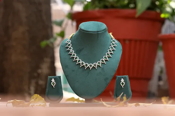 Green_American_Diamond_Necklace_Set_For_Women