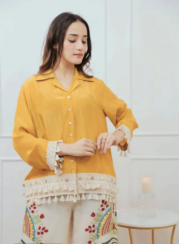 Yellow_Printed_Rayon_Banjaran_Cut_Top_Digital_Print_Plazo_Set_For_Women