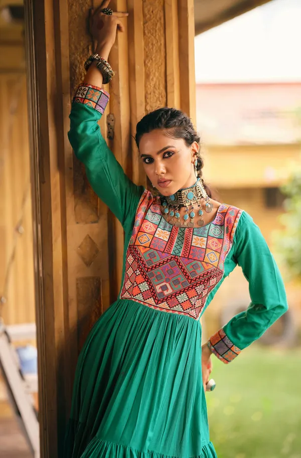 Emerald_Green_Premium_Banjaran_Rayon_Ruffle_Gown_Gamthi_Jacquard_Neck_For_Women
