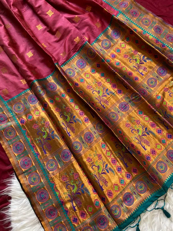 Morpitch_Premium_Soft_Banjaran_Paithani_Beautiful_Zari_Weaving_Silk_Saree_For_Women