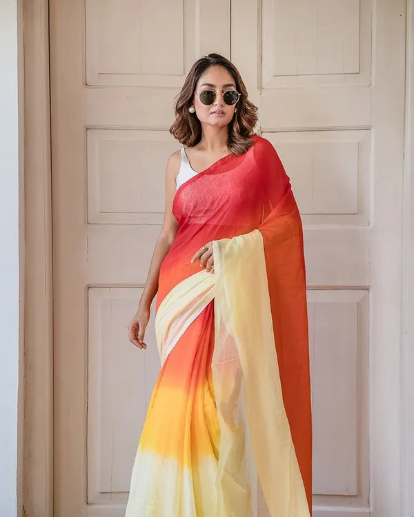 Multicolor_Banjaran_Elegant_Linen_Premium_Wax_Finish_And_Zalar_Detailing_Cotton_Printed_Saree_For_Women