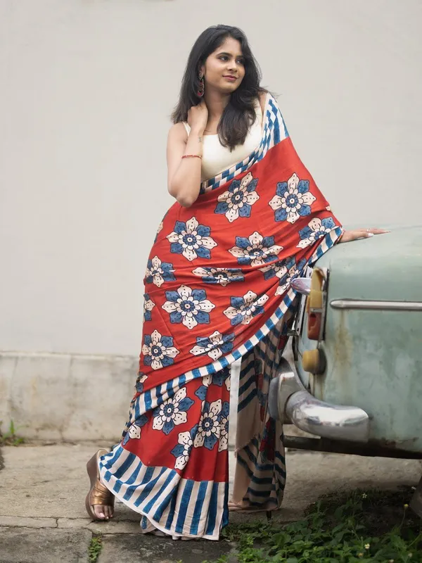 Multicolor_Banjaran_Elegant_Linen_Cotton_Printed_Premium_Wax_Finish_And_Zalar_Detailing_Saree_For_Women