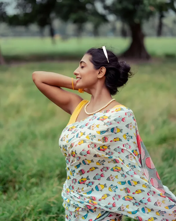 Multicolor_Banjaran_Linen_Soft_Fabric_Hd_Print_Cotton_Saree_For_Women