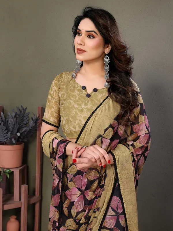Pista_Green_Chiffon_Banjaran_Floral_Soft_Chiffon_Floral_Mill_Print_And_Elegant_Lace_Border_Saree_For_Women