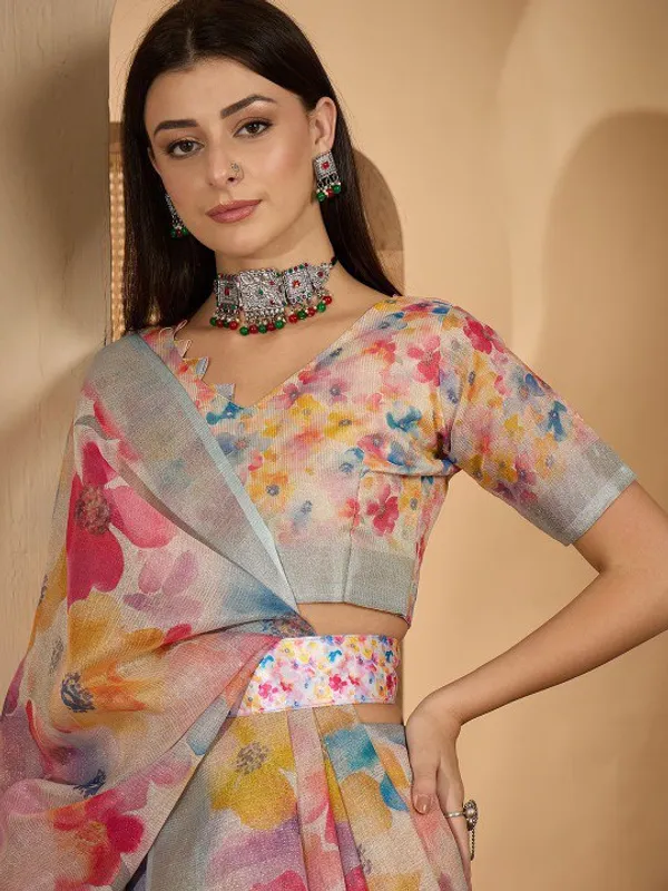 Pastel_Floral_Print_Saree_For_Women